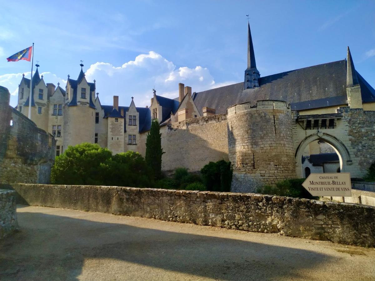 Le Gîte du Trésor Montreuil-Bellay Esterno foto